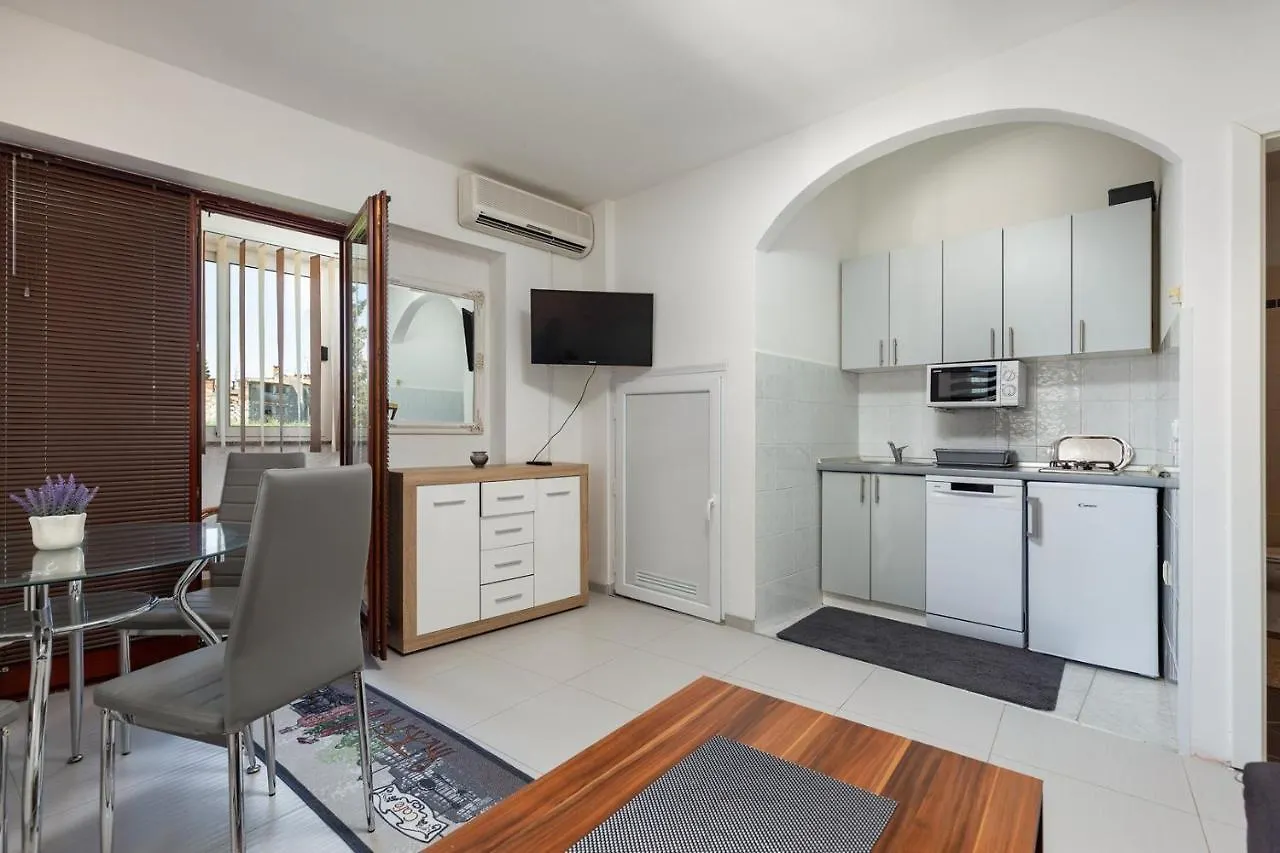 פולה Apartments Smaila בית הארחה